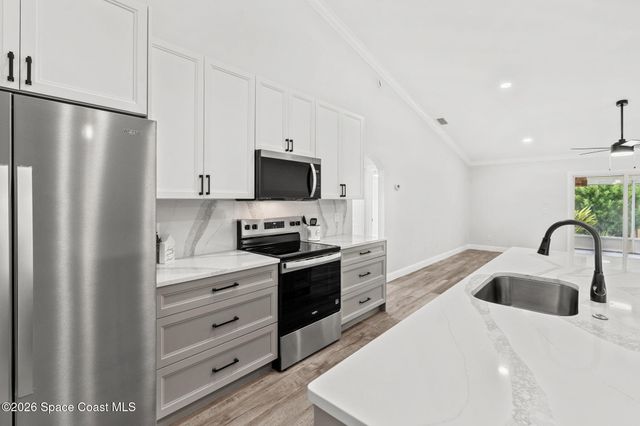 3050 Kershaw Court, Melbourne, FL 32934