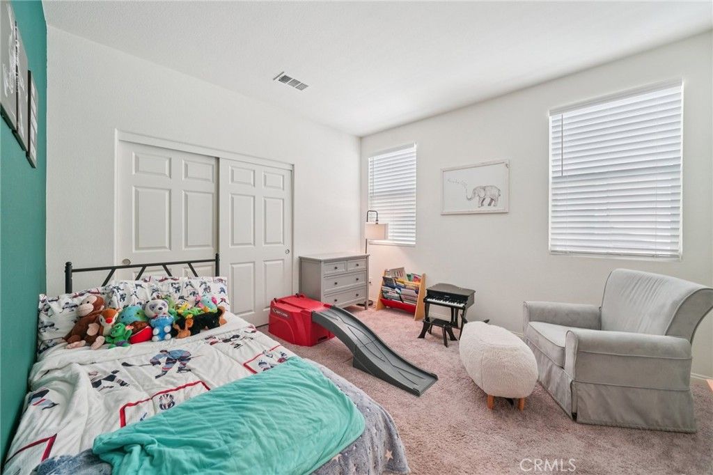 Image 47 of property listing at 618 S Brampton Lane, Rialto, CA 92376