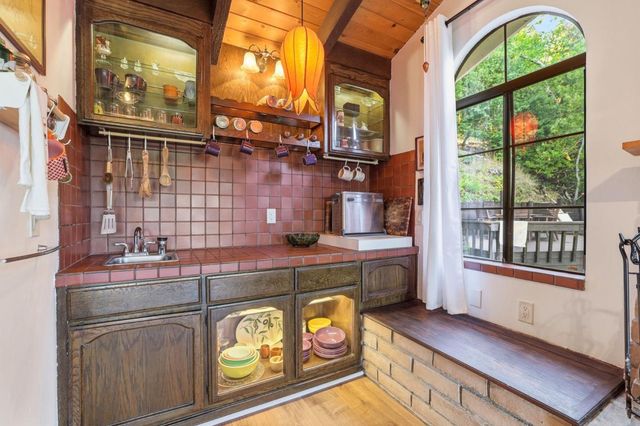 20715 Brush Road, Los Gatos, CA 95033