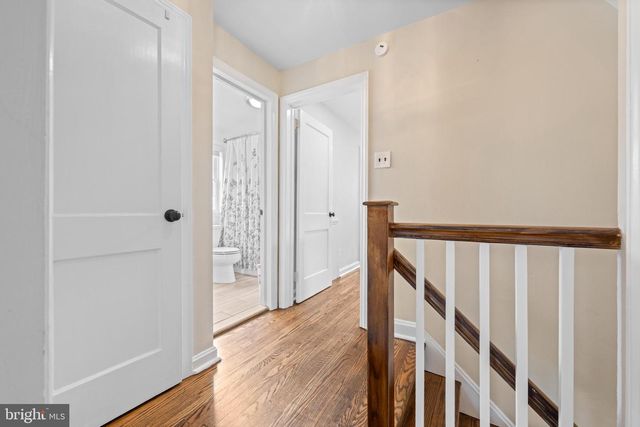 4 LOWRYS LN, Bryn Mawr, PA 19010
