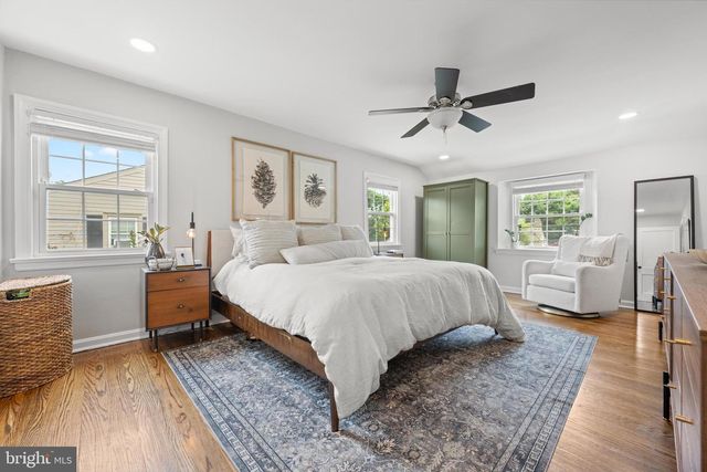 4 LOWRYS LN, Bryn Mawr, PA 19010