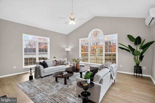 14218 ROLAND CT, Woodbridge, VA 22193