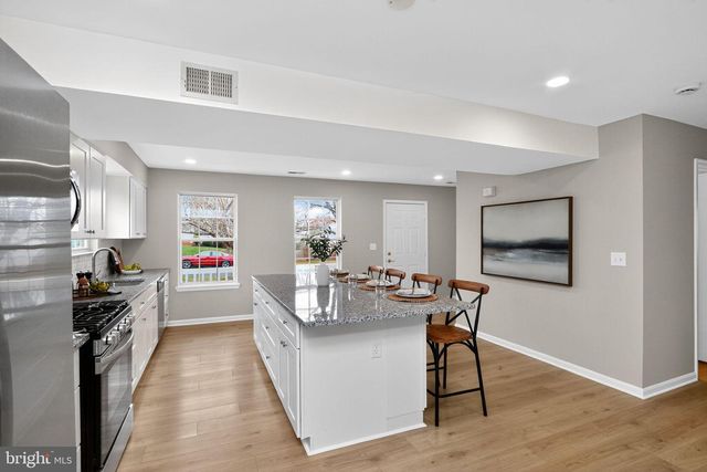 14218 ROLAND CT, Woodbridge, VA 22193