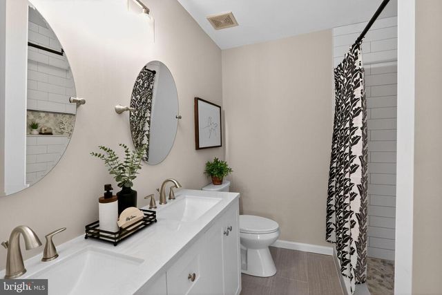 14218 ROLAND CT, Woodbridge, VA 22193