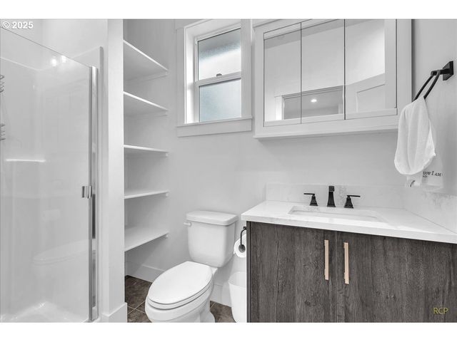 31001 Nw 51ST Ave, Ridgefield, WA 98642