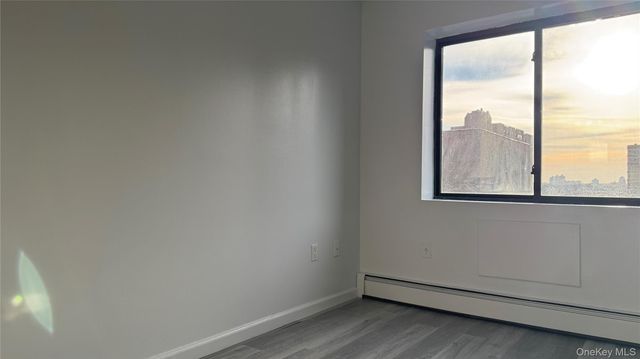 43-20 Union Street 6D, Flushing, NY 11355