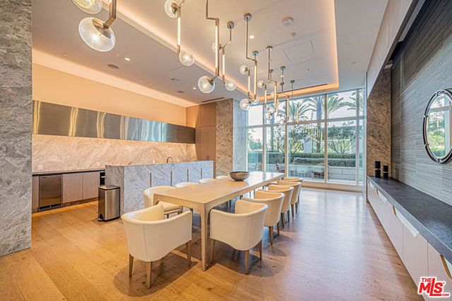 877 Francisco Street 806, Los Angeles, CA 90017