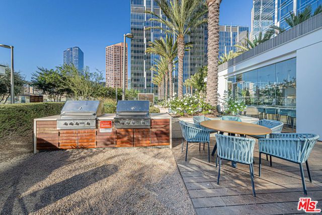 877 Francisco Street 806, Los Angeles, CA 90017