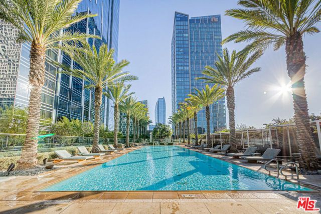 877 Francisco Street 806, Los Angeles, CA 90017