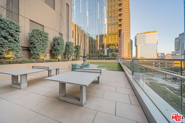 877 Francisco Street 806, Los Angeles, CA 90017