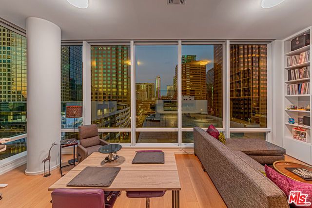 877 Francisco Street 806, Los Angeles, CA 90017