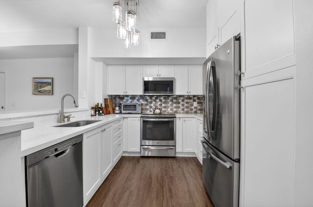 233 S Federal Highway 423, Boca Raton, FL 33432