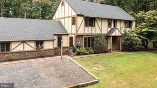 37 FAWN DR, Reading, PA 19607