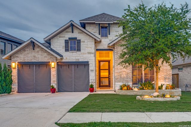 369 Eagle Ford Dr, Kyle, TX 78640