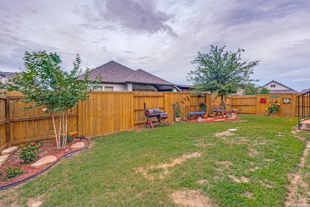 369 Eagle Ford Dr, Kyle, TX 78640