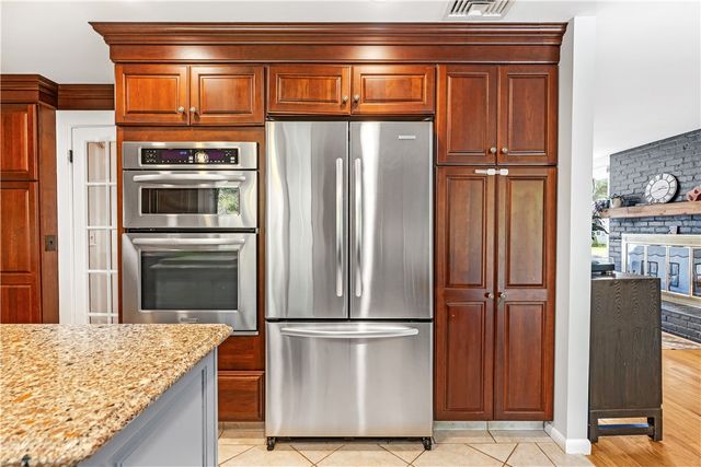 34 Highland Terrace, Scituate, RI 02857