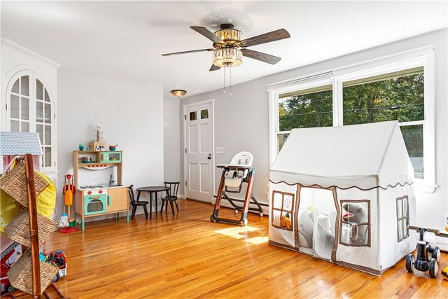 34 Highland Terrace, Scituate, RI 02857