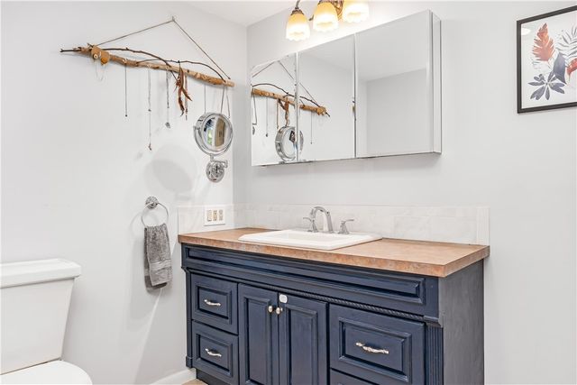 34 Highland Terrace, Scituate, RI 02857