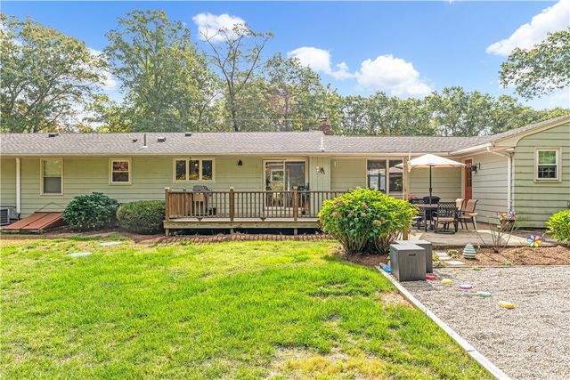 34 Highland Terrace, Scituate, RI 02857