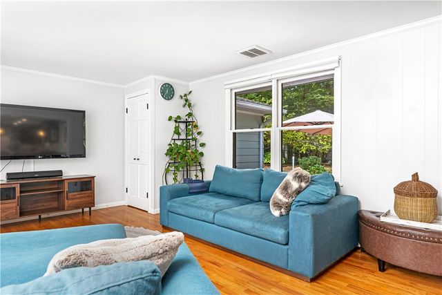 34 Highland Terrace, Scituate, RI 02857