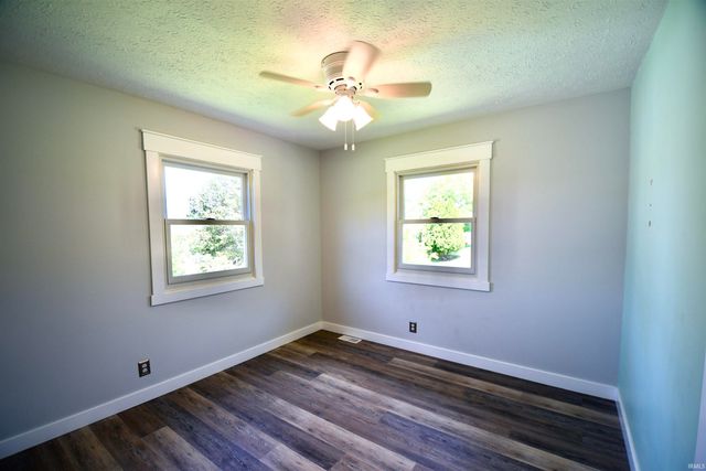 906 Hall Avenue, Oolitic, IN 47451