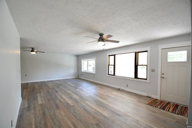 906 Hall Avenue, Oolitic, IN 47451
