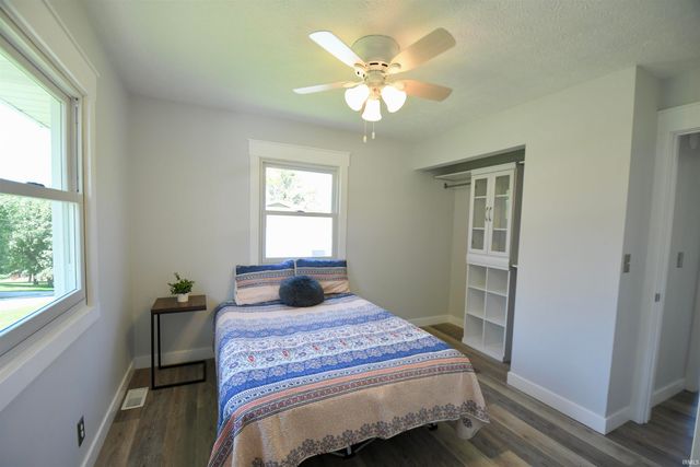 906 Hall Avenue, Oolitic, IN 47451