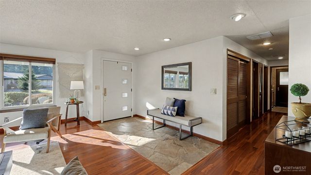 14604 SE 167th Place, Renton, WA 98058