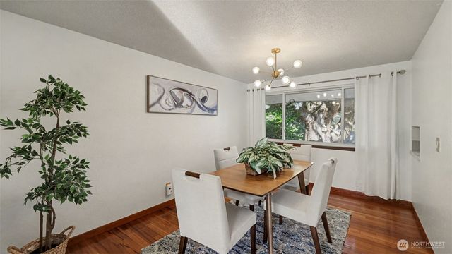 14604 SE 167th Place, Renton, WA 98058