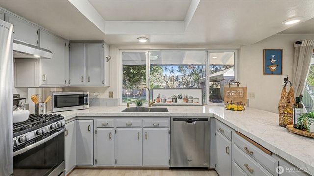 14604 SE 167th Place, Renton, WA 98058