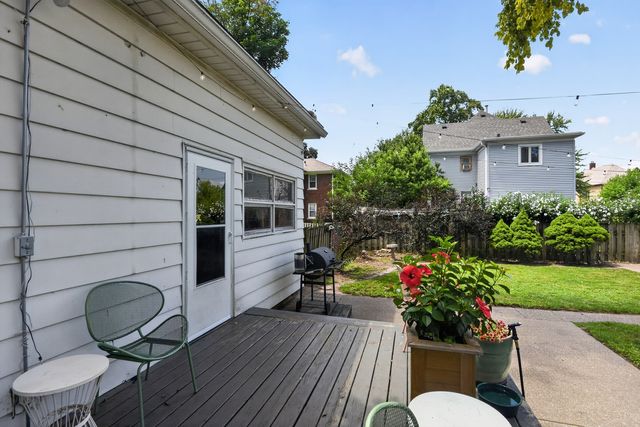 1535 13th Avenue, Moline, IL 61265