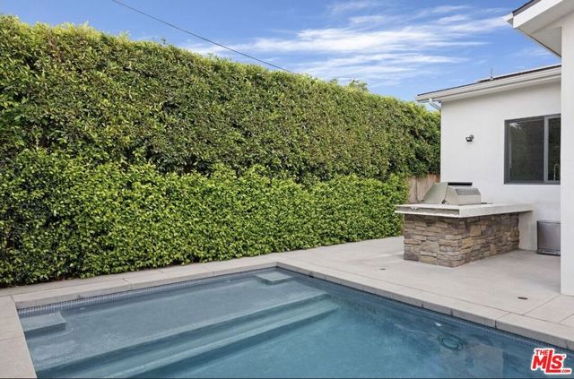 13932 Otsego Street, Sherman Oaks, CA 91423