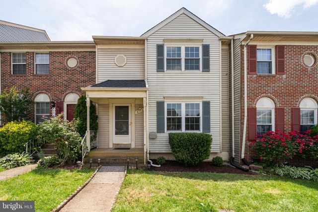 8593 BURLINGTON CT, Manassas, VA 20110