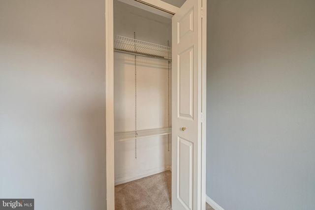 8593 BURLINGTON CT, Manassas, VA 20110