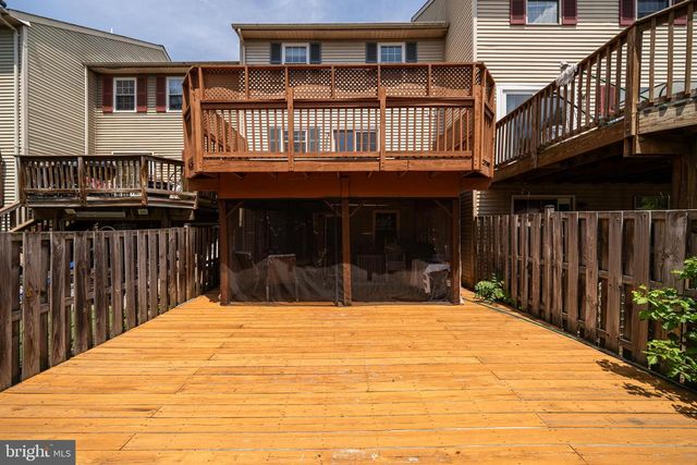 8593 BURLINGTON CT, Manassas, VA 20110