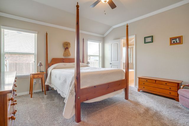 412 Blaze Court, Burleson, TX 76028