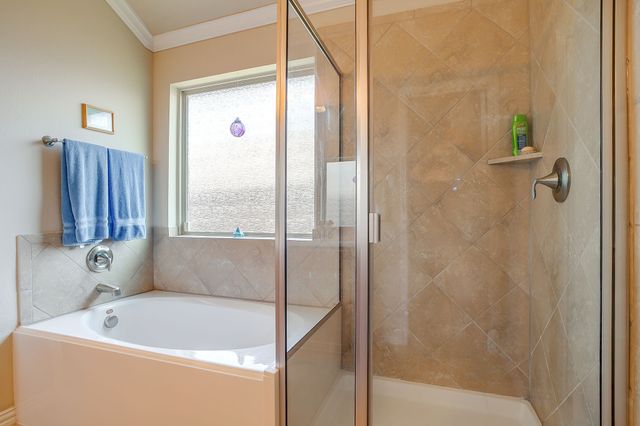 412 Blaze Court, Burleson, TX 76028