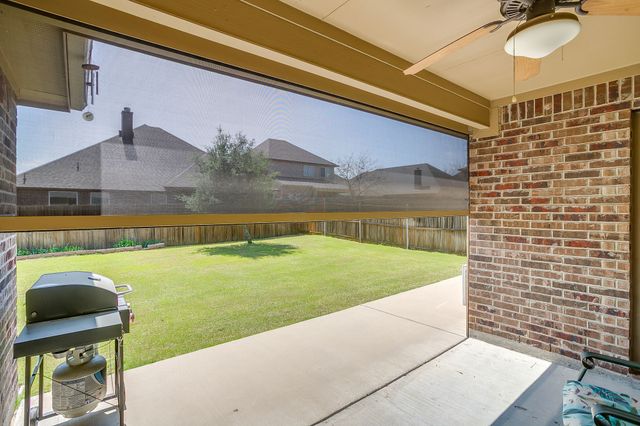 412 Blaze Court, Burleson, TX 76028