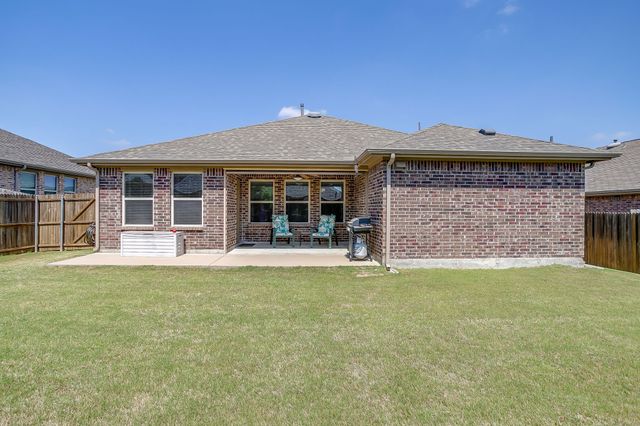 412 Blaze Court, Burleson, TX 76028