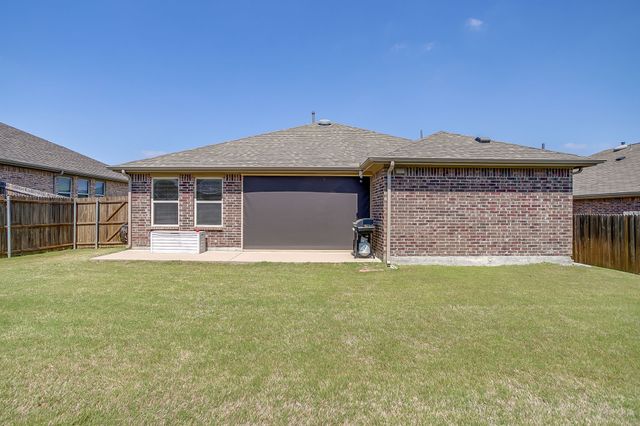 412 Blaze Court, Burleson, TX 76028
