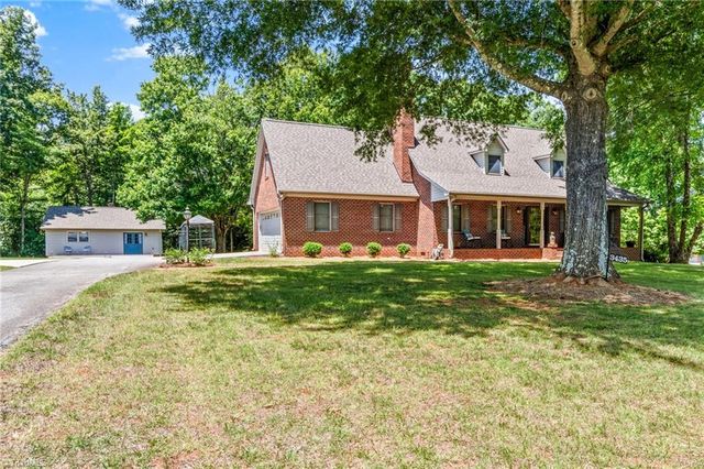 3435 Bowens Road, Tobaccoville, NC 27050