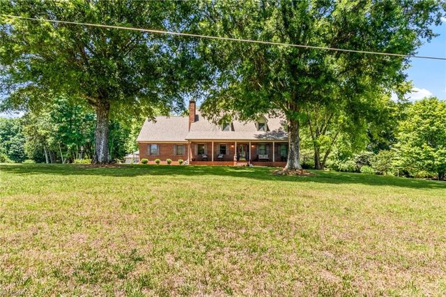 3435 Bowens Road, Tobaccoville, NC 27050
