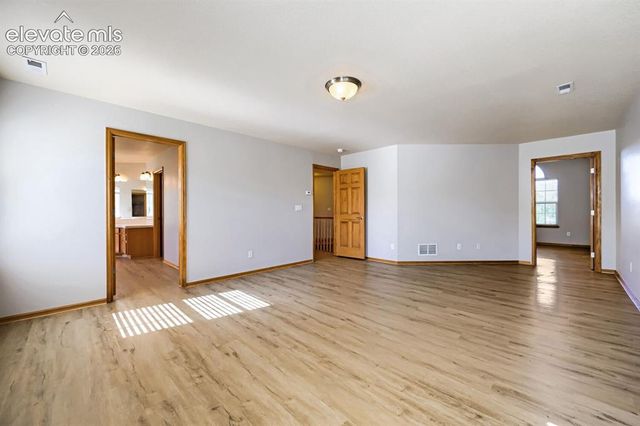 11925 Hanging Valley Way, Colorado Springs, CO 80921