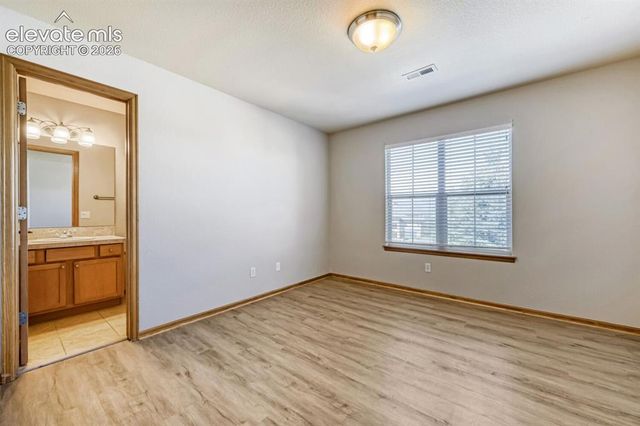 11925 Hanging Valley Way, Colorado Springs, CO 80921