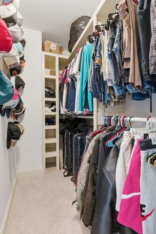 1007 Avery Trace Cir, Hendersonville, TN 37075