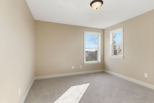 1007 Avery Trace Cir, Hendersonville, TN 37075