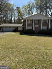 3669 Greentree Farms Drive, Decatur, GA 30034