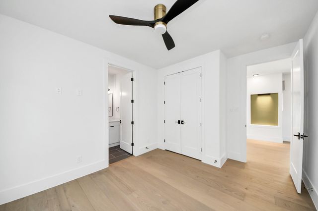 615 Rolling Oaks, Stafford, TX 77477