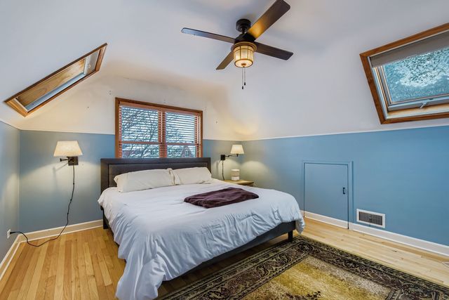 10646 S Saint Louis Avenue, Chicago, IL 60655