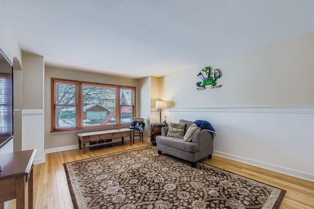 10646 S Saint Louis Avenue, Chicago, IL 60655